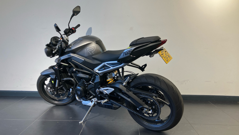 Triumph Street Triple R (23MY)